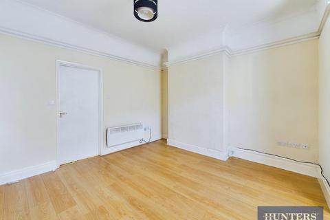 1 bedroom apartment for sale, St. Helens Square, Scarborough