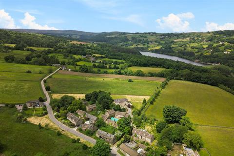 2 bedroom farm house for sale, Townfield Lane, Brightholmlee, S35