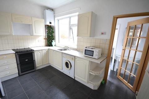 2 bedroom terraced house to rent, Howlish View, Coundon