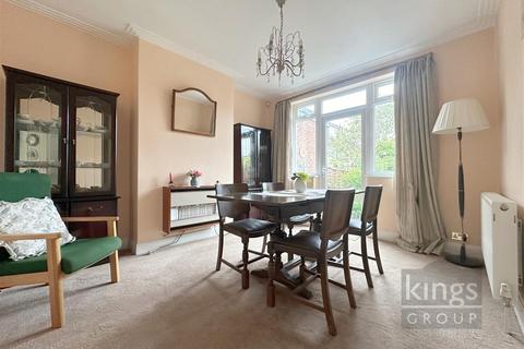 137 Amberley Road, Enfield, EN1 2RB