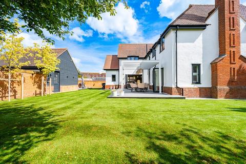 5 bedroom detached house for sale, Braintree Road, Felsted, Dunmow