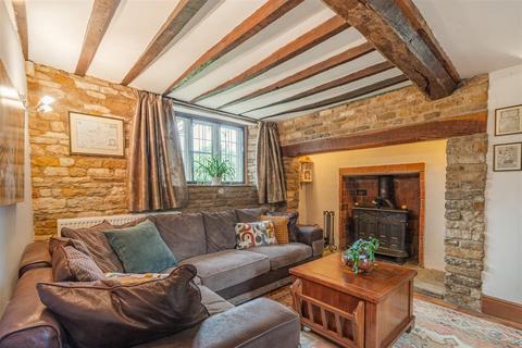4 bedroom character property for sale, Willoughby Road, Morcott, Rutland