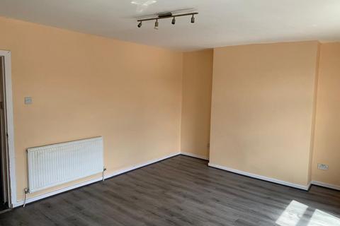 2 bedroom flat to rent, Blackburn Road, Accrington