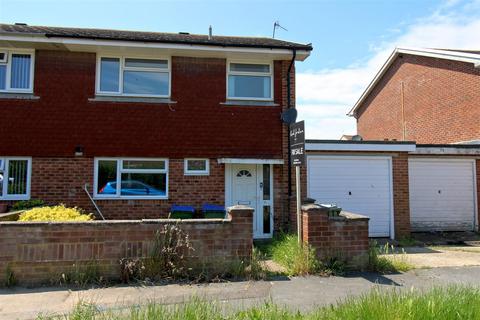 3 bedroom semi-detached house for sale, Hythe Crescent, Seaford