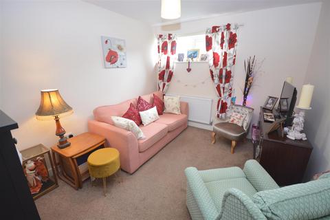 2 bedroom flat for sale, Bulkington Road, Bedworth
