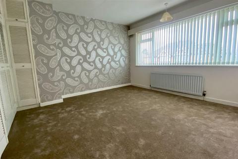 3 bedroom semi-detached house to rent, Delaware Road, Coventry