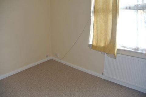 3 bedroom flat to rent, New England Road, Brighton, BN1 4GG