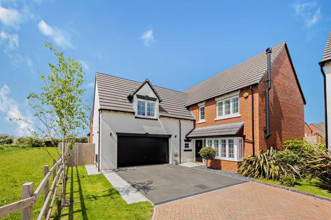 5 bedroom detached house for sale, Birch Close, Aslockton