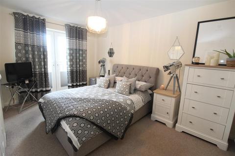 2 bedroom flat to rent, Hackworth Way, North Shields