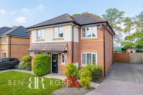 12 Boardman Close, Farington, Leyland, PR25 3DB