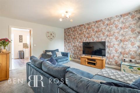 12 Boardman Close, Farington, Leyland, PR25 3DB