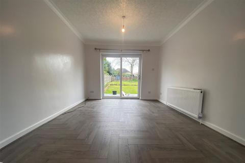 3 bedroom house to rent, Lodge Road, Pelsall, Walsall