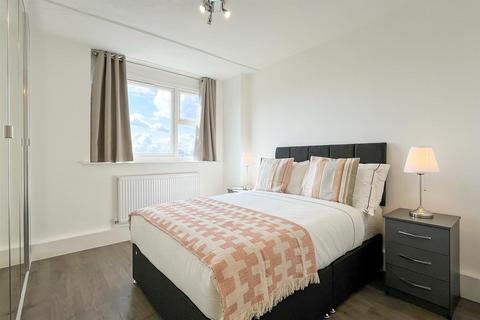 3 bedroom apartment to rent, Lords View II, St Johns Wood Road, NW8