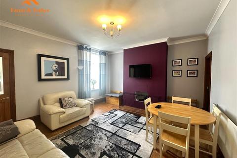 28 Dryden Street, Padiham, Burnley, BB12 8TQ