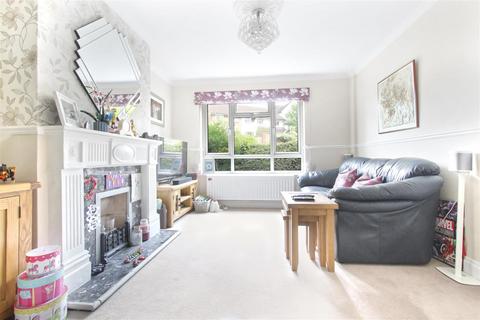 4 bedroom semi-detached house for sale, Winton Road, Ware