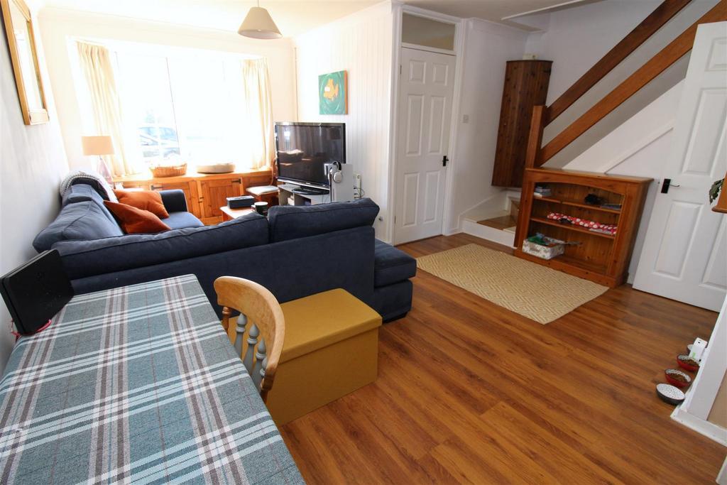 Lounge 3.JPG