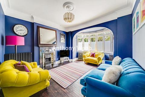 5 bedroom semi-detached house for sale, Broomfield Lane, Palmers Green, N13