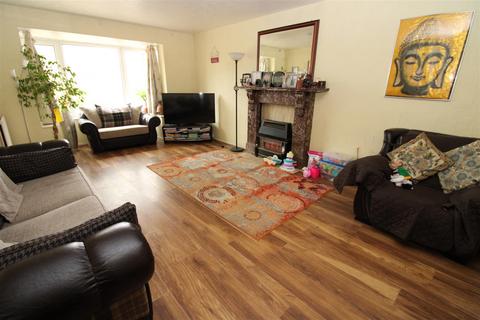 3 bedroom house for sale, Willow Brook, Wick