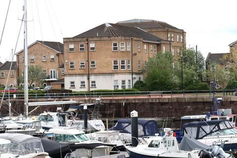 1 bedroom apartment for sale, Llwyn Passat, Penarth Marina CF64