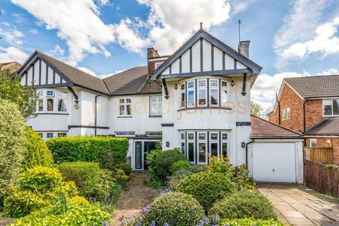 6 Newcombe Park, London, NW7 3QL