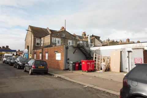 Property to rent, Chingford Mount Road, Chingford, London