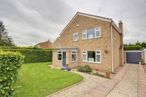 4 bedroom detached house for sale, Northfield Close, South Cave, Brough