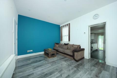 2 bedroom terraced house for sale, Belsize Avenue, W13