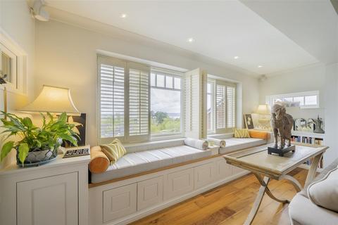 36 Oldfield Way, Wirral, CH60 6RH