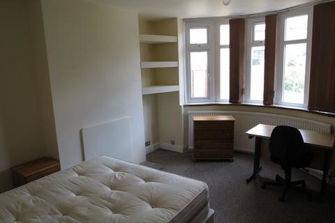 6 bedroom house share to rent, Temple Road