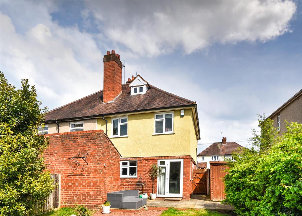 26 Redhill Avenue - Rear.jpg
