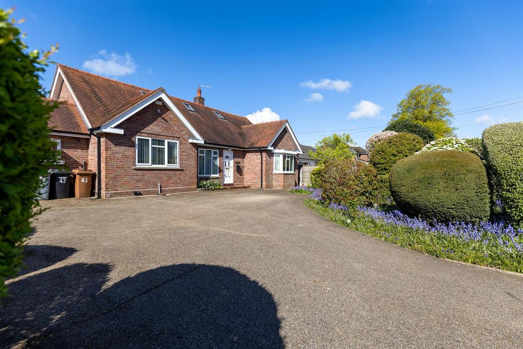 Merefield, Birchin Lane, Nantwich 2 bed detached bungalow for sale £