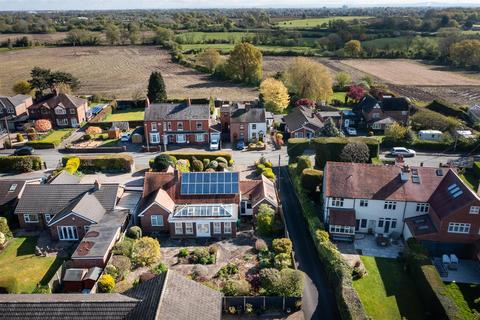 2 bedroom detached bungalow for sale, Merefield, Birchin Lane, Nantwich