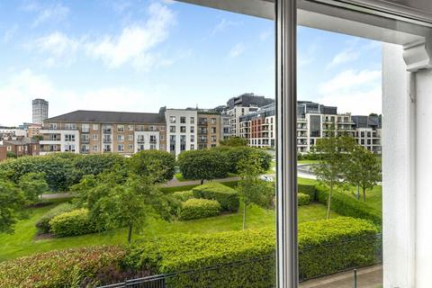 3 bedroom flat for sale, Greensward House, Imperial Wharf SW6