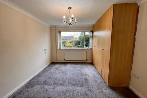 3 bedroom bungalow to rent, Tibberton Lane, Huntley GL19