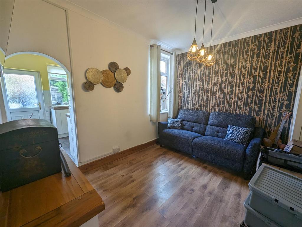Davison Road, Darlington 3 bed semidetached house £130,000