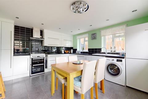 3 bedroom semi-detached house for sale, Gerrard Close, Bristol