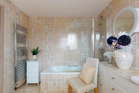 3 bedroom semi-detached house for sale, Gerrard Close, Bristol
