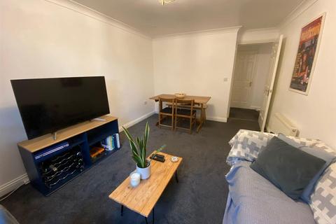 2 bedroom apartment for sale, Greystones Drive, Carmel Road North, Darlington