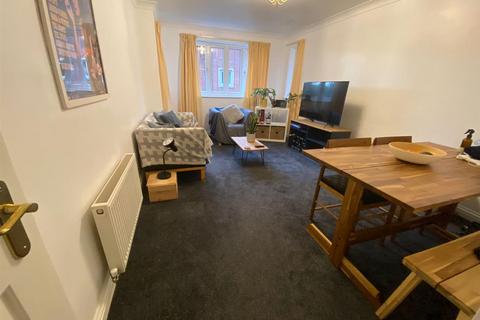 2 bedroom apartment for sale, Greystones Drive, Carmel Road North, Darlington