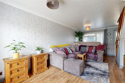 84 Croft Road, Portland, DT5 2EP