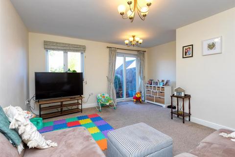 18 Barber Close, Oswestry, SY11 2UE