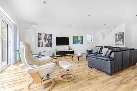 43 Lower End, Swaffham Prior, Cambridge, CB25 0HT