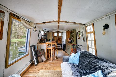 1 bedroom houseboat for sale, Moor Lane, Rickmansworth