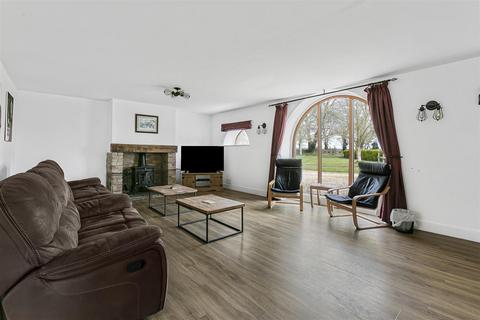 6 bedroom coach house for sale, Three Holes, Wisbech PE14