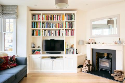 48 Riverview Grove, London, W4 3QP