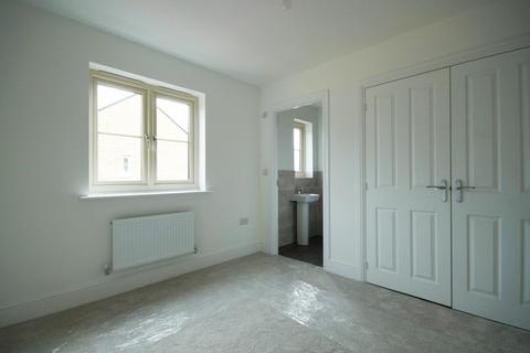 3 bedroom house to rent, Gotherington GL52 9EE