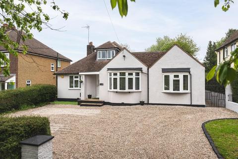 4 bedroom detached house for sale, London Road, Buntingford, SG9 9JN