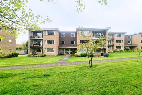 2 bedroom ground floor flat for sale, Vesey Close, Four Oaks, Sutton Coldfield