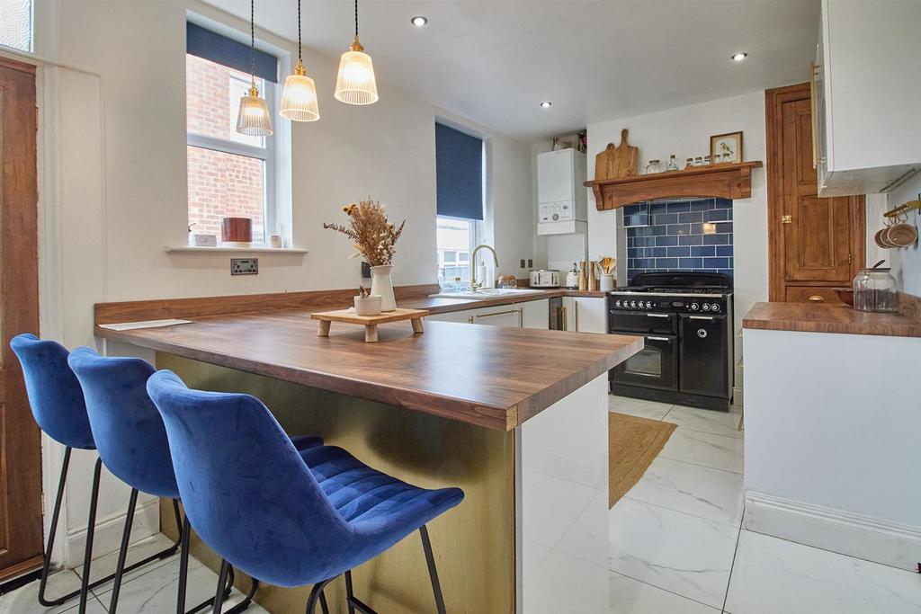 Refitted dining kitchen to rear