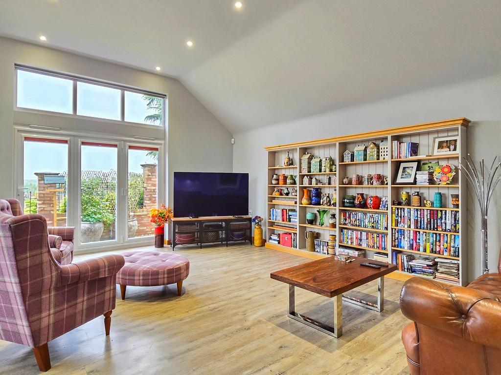 Badger Hill Close, Maulden... 2 bed bungalow for sale £550,000